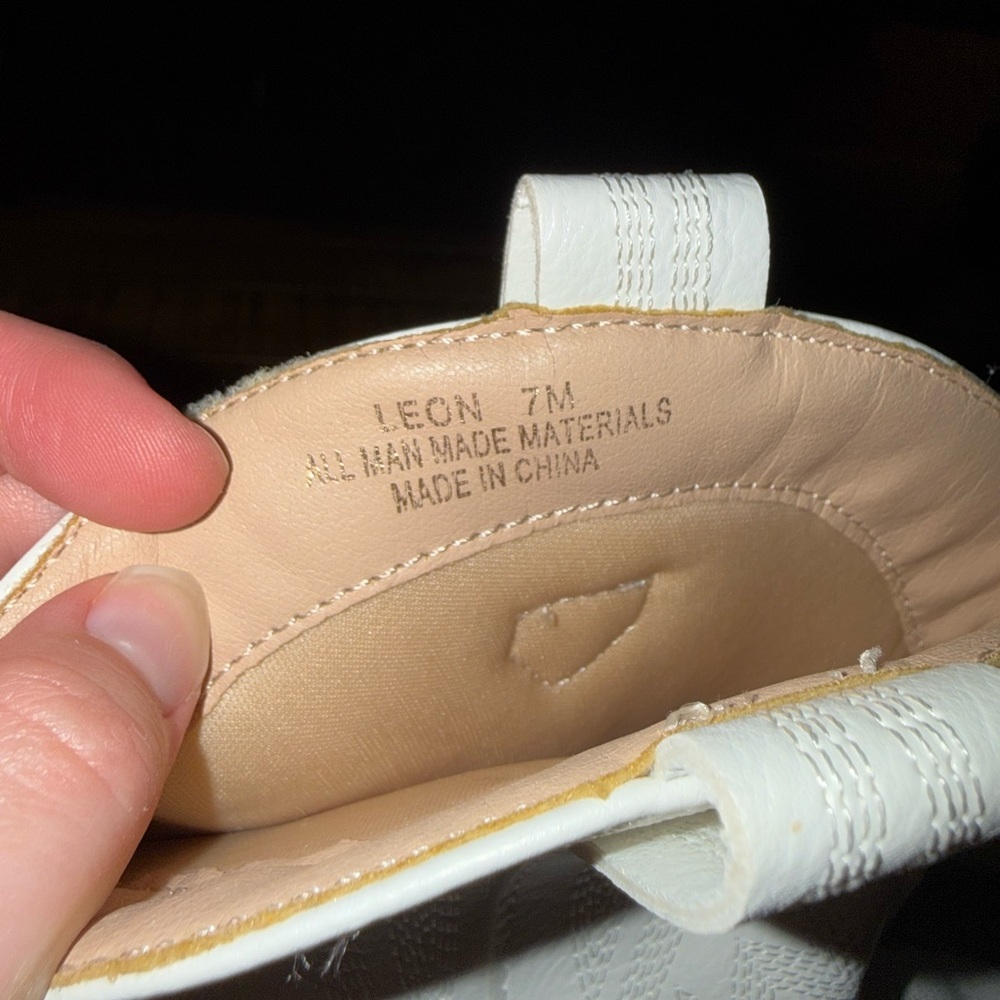 White Western Cowgirl Boots - Picture 4 of 9